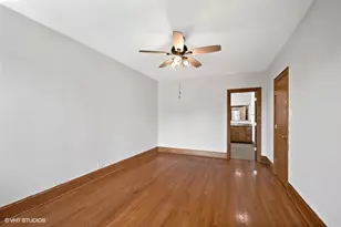 2717 W Argyle St, Chicago, IL 60625 - Photo 14