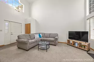 94 Townsend Cir, Naperville, IL 60565 - Photo 4
