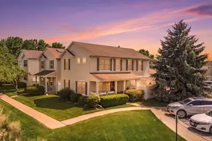 59 Freesia Ct, Romeoville, IL 60446 - Photo 2
