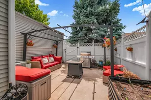 59 Freesia Ct, Romeoville, IL 60446 - Photo 34
