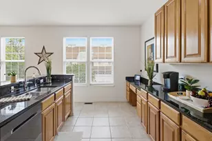 490 Dolton Ln, Carol Stream, IL 60188 - Photo 20