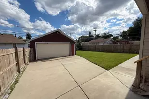 6507 W 41st St, Stickney, IL 60402 - Photo 20