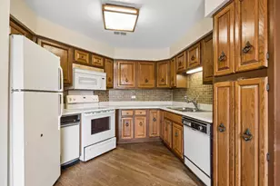 125 Boardwalk Pl, Park Ridge, IL 60068 - Photo 4