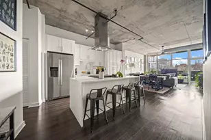 50 E 16th St, Chicago, IL 60616 - Photo 2