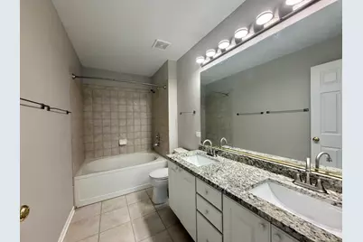 11S457 Rachael Court, Willowbrook, IL 60527 - Photo 10