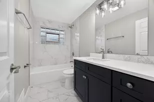 10240 S Torrence Ave, Chicago, IL 60617 - Photo 6