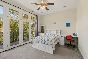 6843 N Kilpatrick Ave, Lincolnwood, IL 60712 - Photo 24