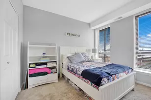 343 W Old Town Ct, Chicago, IL 60610 - Photo 12