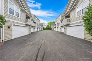 2415 Emily Ln, Elgin, IL 60124 - Photo 30