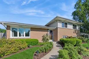 16743 S Odell Ave, Tinley Park, IL 60477 - Photo 2
