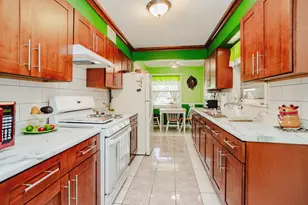 2521 Seminary Ave, Des Plaines, IL 60016 - Photo 4