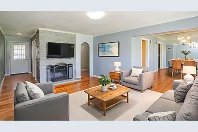 2521 Seminary Avenue, Des Plaines, IL 60016 - Photo 2
