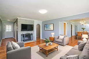 2521 Seminary Ave, Des Plaines, IL 60016 - Photo 2