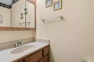 3517 Turnberry Dr, McHenry, IL 60050 - Photo 10