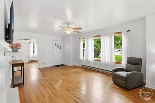 602 E 2nd St, Gilman, IL 60938 - Photo 6