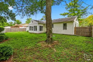 602 E 2nd St, Gilman, IL 60938 - Photo 28