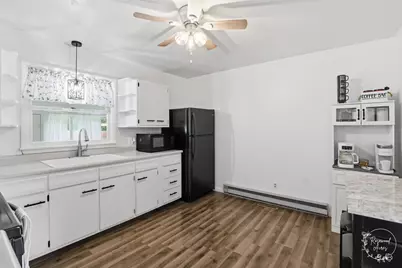 602 E 2nd Street, Gilman, IL 60938 - Photo 12