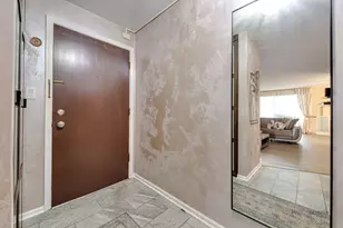 1500 Harbour Dr, Wheeling, IL 60090 - Photo 6