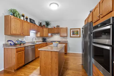 1116 Loganbury Court, Elgin, IL 60120 - Photo 10