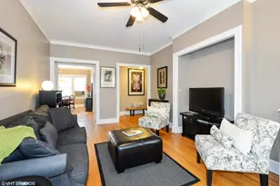 1009 Greenleaf St, Evanston, IL 60202 - Photo 4
