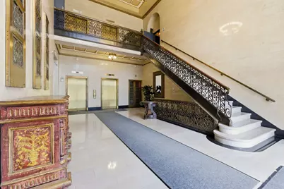 1791 W Howard Street #302, Chicago, IL 60626 - Photo 2