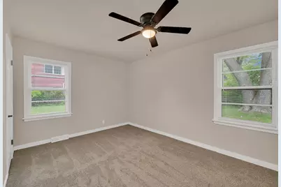 11660 S Harry J Rogowski Drive, Merrionette Park, IL 60803 - Photo 22