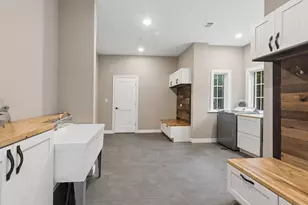 15W181 87th St, Burr Ridge, IL 60527 - Photo 94