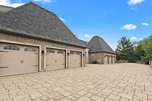 15W181 87th St, Burr Ridge, IL 60527 - Photo 102