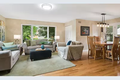501 N Douglas Avenue, Arlington Heights, IL 60004 - Photo 14