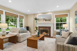 501 N Douglas Ave, Arlington Heights, IL 60004 - Photo 4