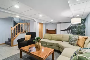 501 N Douglas Ave, Arlington Heights, IL 60004 - Photo 28