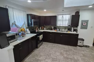 325 Indianwood Blvd, Park Forest, IL 60466 - Photo 4