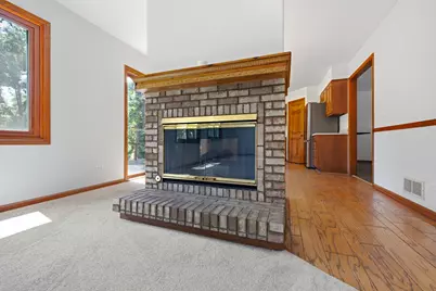 307 W Schaumburg Road, Streamwood, IL 60107 - Photo 14