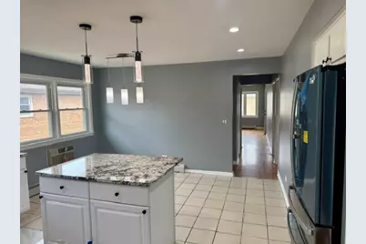 8523 W Winnemac Avenue #2F, Chicago, IL 60656 - Photo 18