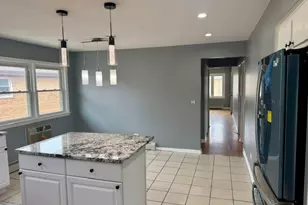 8523 W Winnemac Ave, Chicago, IL 60656 - Photo 18