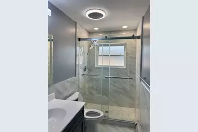 8523 W Winnemac Avenue #2F, Chicago, IL 60656 - Photo 2