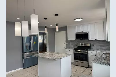 8523 W Winnemac Avenue #2F, Chicago, IL 60656 - Photo 10