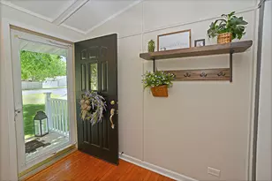 706 Catlin St, Ottawa, IL 61350 - Photo 2