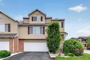 2520 Cedar Glen Dr N, Lynwood, IL 60411 - Photo 1