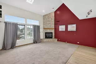 2520 Cedar Glen Dr N, Lynwood, IL 60411 - Photo 10