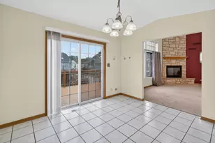 2520 Cedar Glen Dr N, Lynwood, IL 60411 - Photo 16