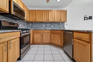 2520 Cedar Glen Dr N, Lynwood, IL 60411 - Photo 14