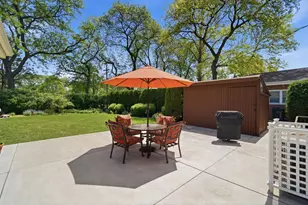 9229 Marmora Ave, Morton Grove, IL 60053 - Photo 22