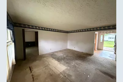 3001 Clifton Court, Marion, IL 62959 - Photo 4