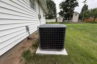 3001 Clifton Ct, Marion, IL 62959 - Photo 20