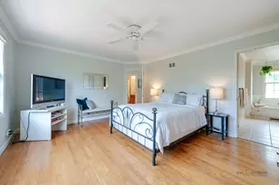 4692 N Sapphire Dr, Hoffman Estates, IL 60192 - Photo 16