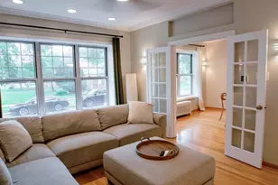 6932 W Medill Ave, Chicago, IL 60707 - Photo 2