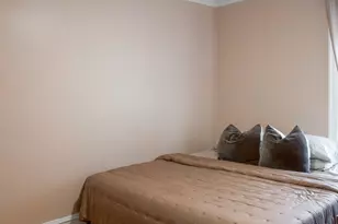 6932 W Medill Ave, Chicago, IL 60707 - Photo 10
