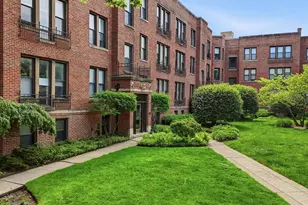 622 Judson Ave, Evanston, IL 60202 - Photo 1