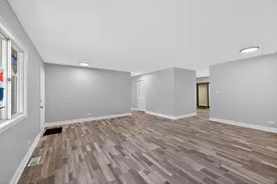 21 Willow Rd, Matteson, IL 60443 - Photo 14